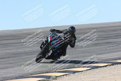 media/Oct-13-2025-Moto Forza (Mon) [[a66d839500]]/4-C Group/Session 2 (Bowl)/